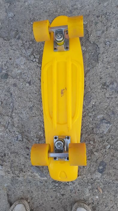 Продаем скейборд.