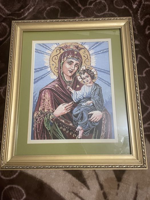 Goblen cusut manual – Maica Domnului cu Pruncul