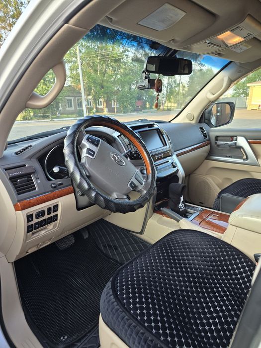 Ланд крузер 200.Продам