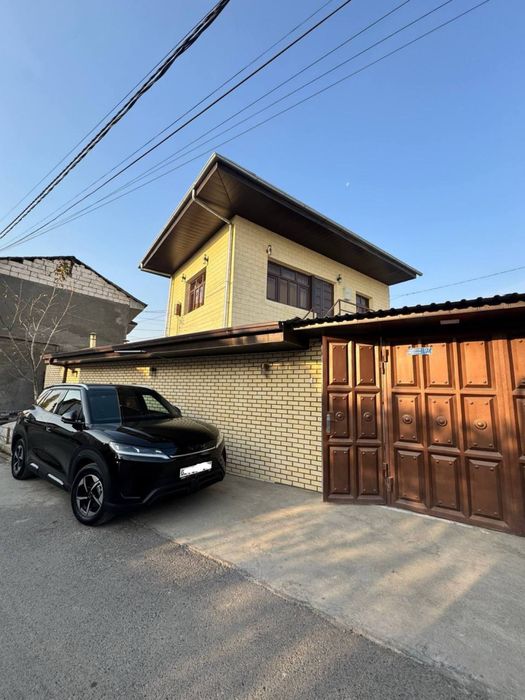 Ховли сотилади 1,7 соток 5 хона