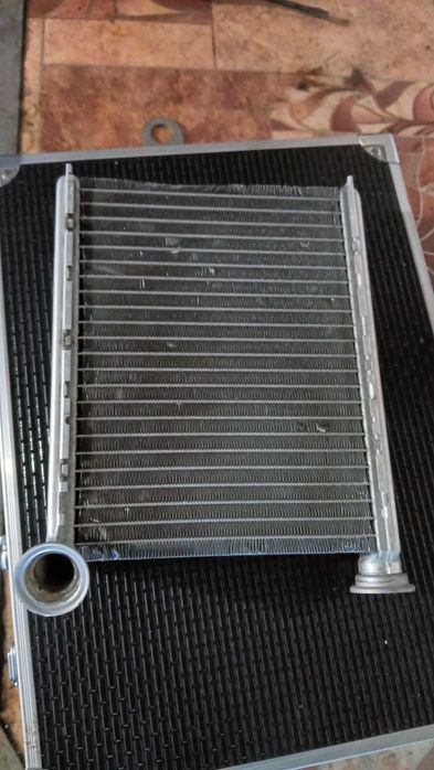 Продам радиатор печки