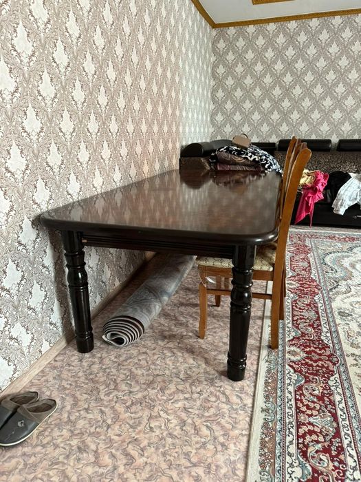 Продам стол со стульями