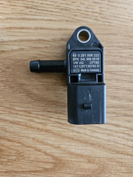 Senzor presiune turbo VW OEM 04L 906 051 B