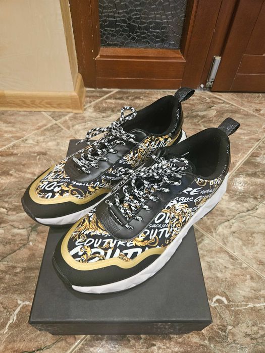 Karren Millen, Versace, Moschino