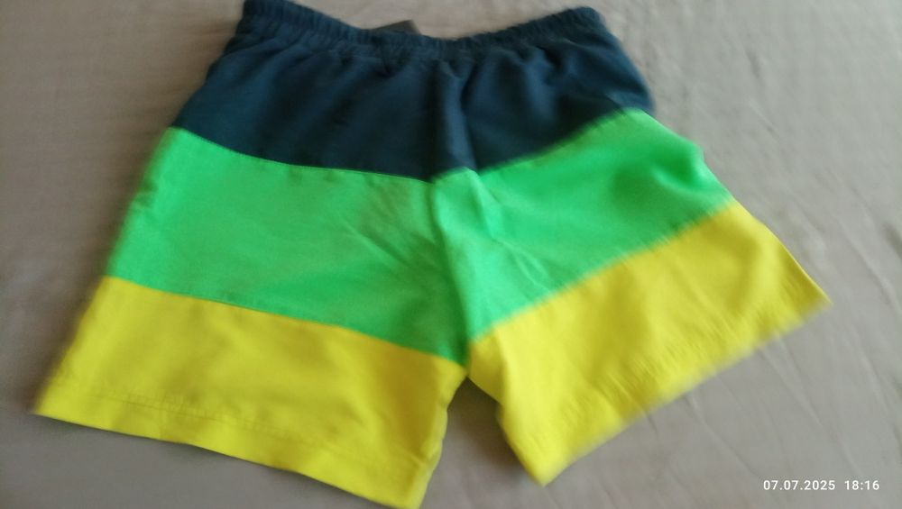 Оригинални мъжки шорти Donna Karen, размер xs, чисто нови с етикет