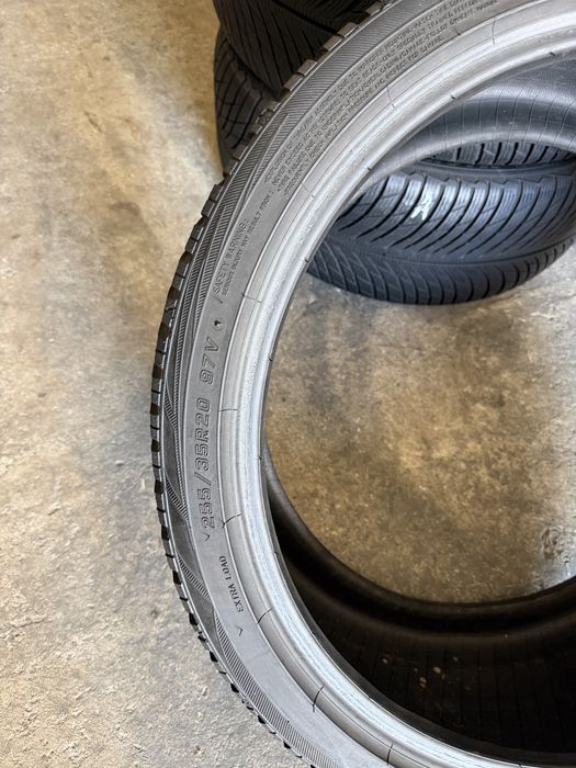 2 anvelope iarna 255/35/20 , Falken , DOT 2022 !
