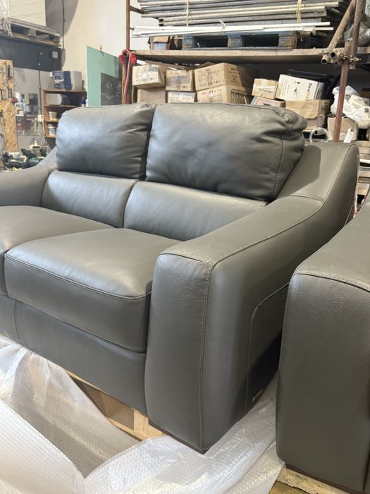 Дивани от естествена кожа