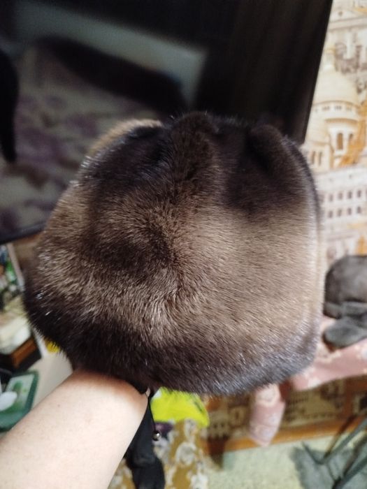 Продам шапку женскую