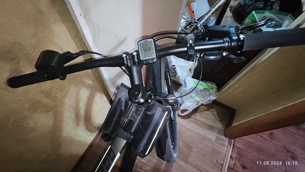 Продам велосипед m1200 pro с аксессуарами