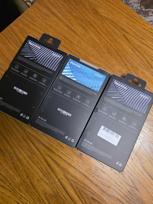 Кейсове Pitaka за iPhone 17 Pro, 17, Air Чисто нови.