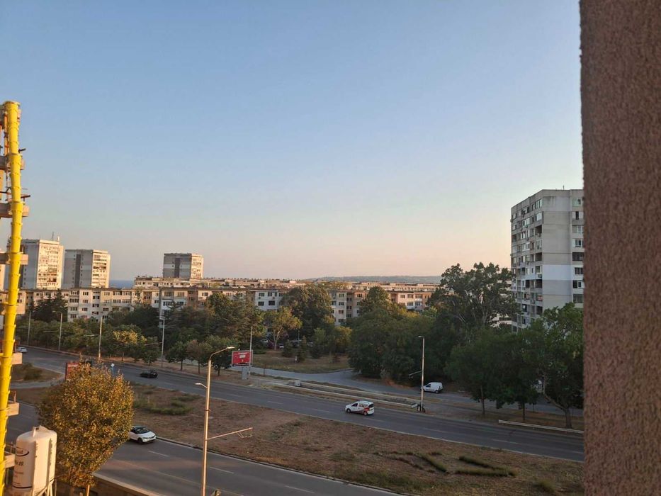 Продава се Тристаен апартамент в Варна, Автогара - 110 кв.м за 3182 €/кв.м - Снимка #11