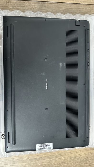 Лаптоп Dell Latitude 3520 FHD 15.6” Intel i5-1135G7 8GB RAM 128GB SSD