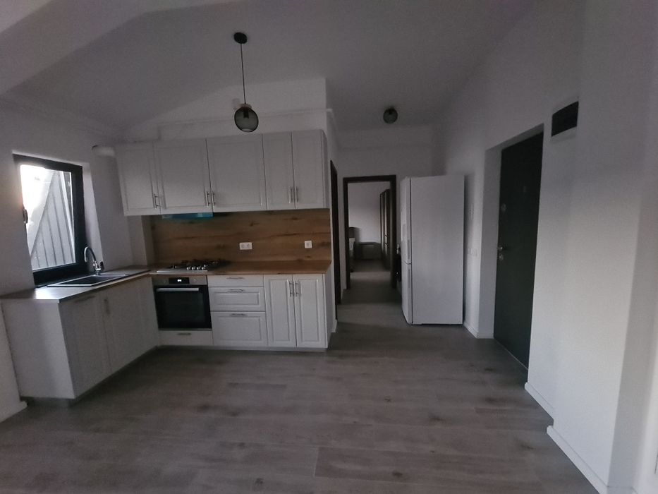 Vând apartament în Apahida