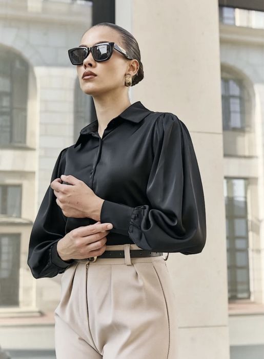 Классическая блузка черный