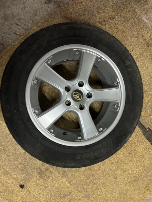 Автомобили гуми и джанти