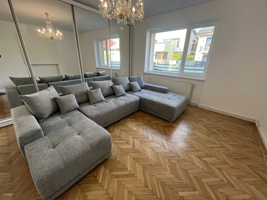 Coltar extensibil NOU in forma de U, 1000 de lei sub pretul de achizitie