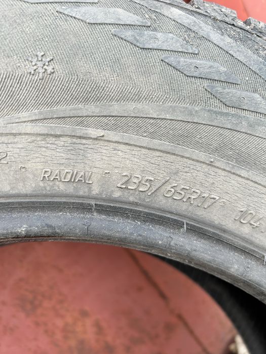 Комплект зимних шин б/у