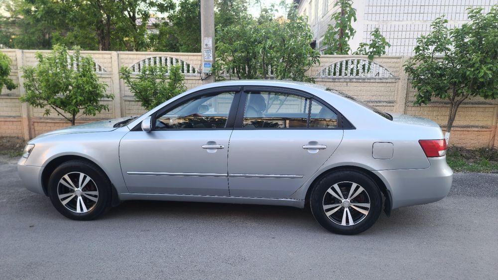 Hyundai Sonata NF