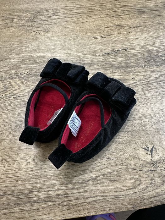 Бебешки обувки за момиче