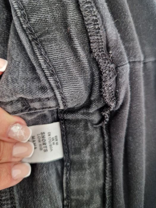 Pantaloni scurți de gravide