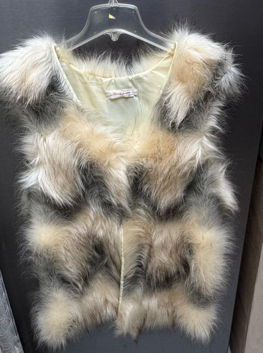 Яке С, Сако Л, Елек С,М