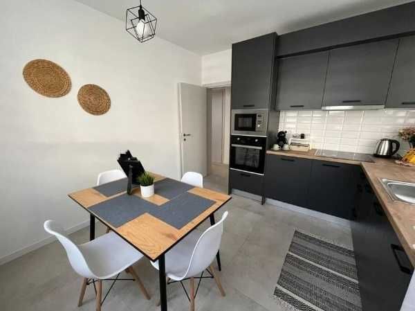 Дава се под наем Тристаен апартамент в Пловдив, Мараша - 77 кв.м за 114240 € - Снимка #1