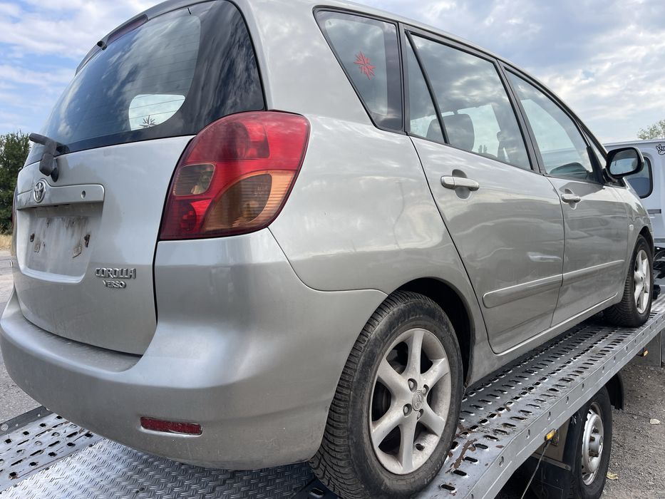 Toyota Corolla Verso1 1.8 VVT-i на части