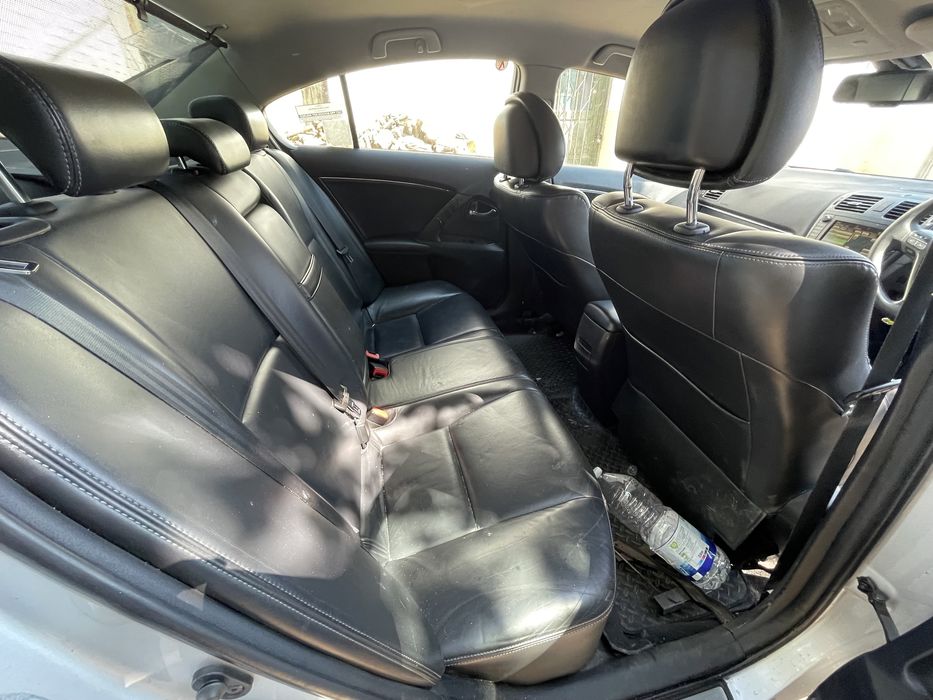 На Части Тойота Авенсис Т27 2.0D4D 126кс. 2010 с DPF