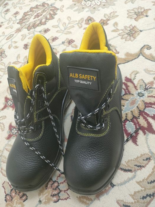 Спец обувь 40р новый