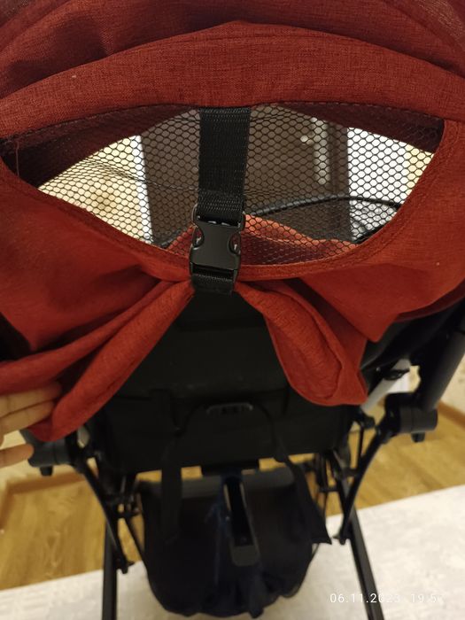 Коляска детская,цвет бордо