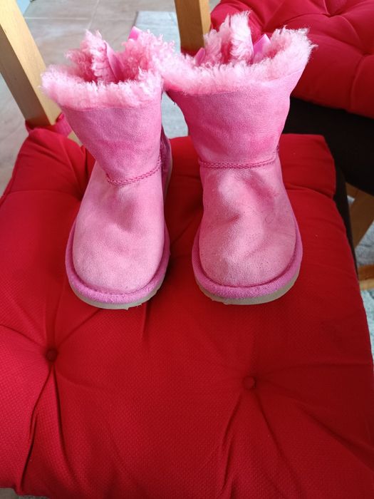 UGG детски ботуши-апрески 30 номер.