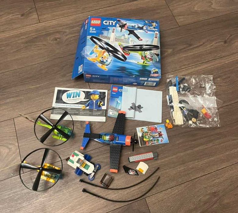 Продавам Lego липсват няколко части