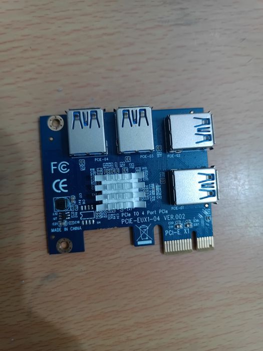 Adaptor PCI-E 1 la 4