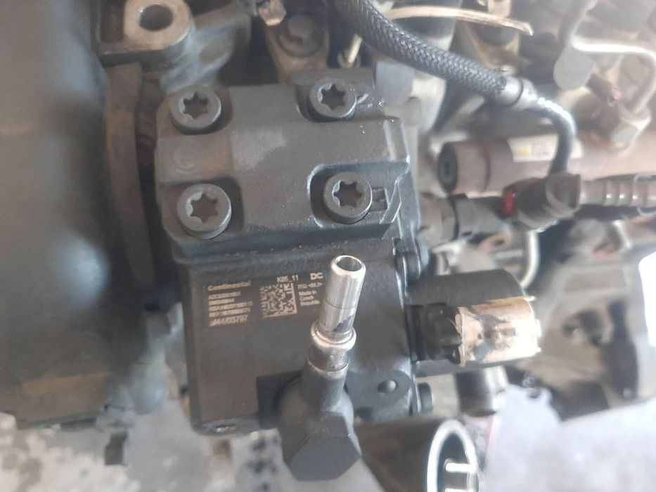 pompa inalta 1.5 dci  k9ka636 renault scenic 3 megane 3 dacia duster  a2c53351931