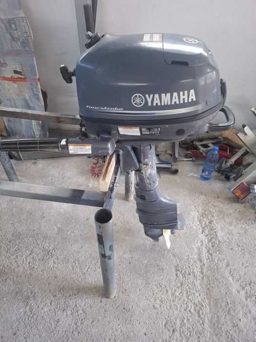 Двигател за лодка Yamaha 6 коня