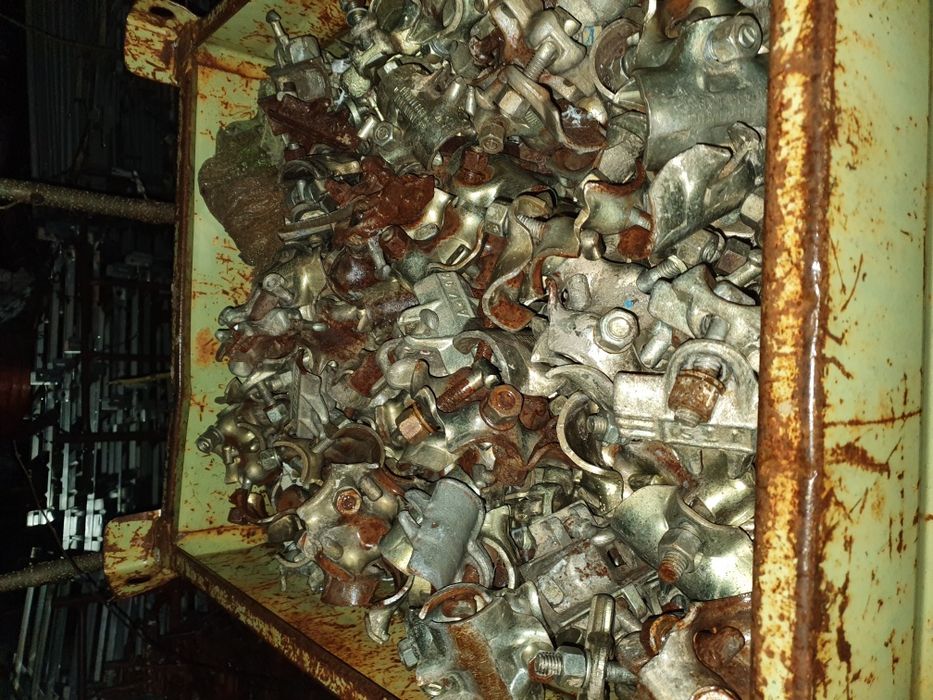 Тръбно скеле Тръби Ф48.3 -3.0мм