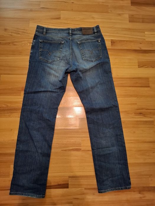 Blugi Pierre Cardin