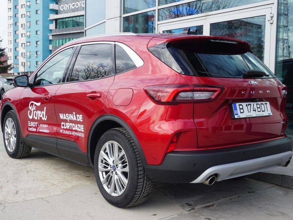 Ford Kuga Ford Kuga MCA Titanium 2,5Duratec FHEV 183CP AT AWD