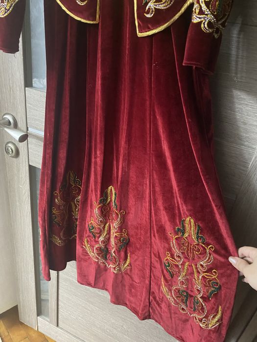 Продам национальный костюм