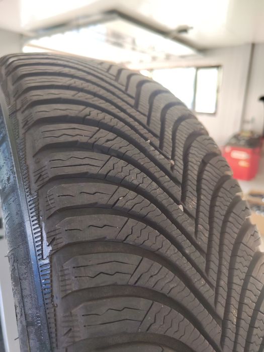 2 бр зимни 205/60/16 michelin Alpin 5 Дот 18г