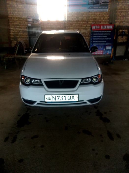 Nexia 2 1.6 sotiladi
