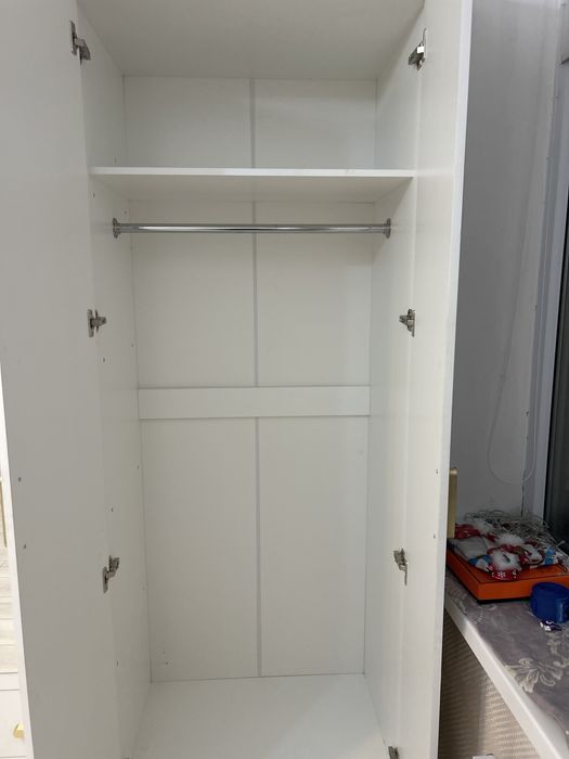 Продам шкаф-гардероб