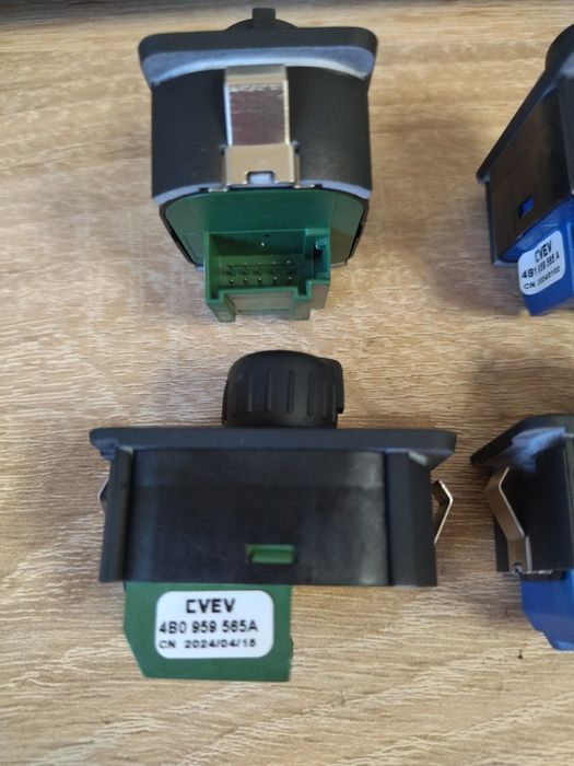 Кнопки регулировка зеркал Ауди а6с5