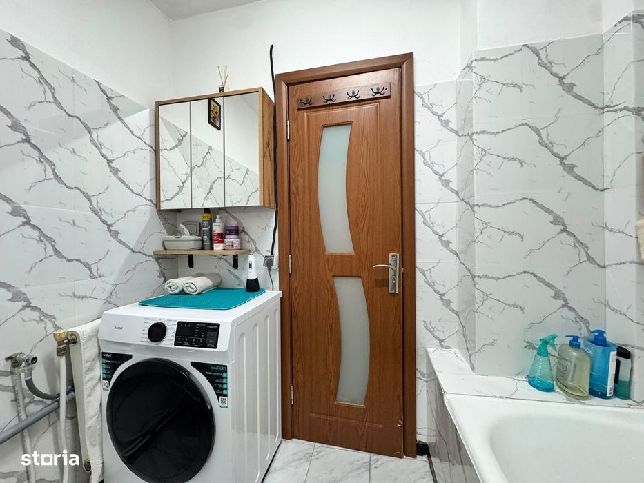 B-dul ENERGIEIE, Apartament 2 cam Decomandat, Mobilat, gata de Mutat!