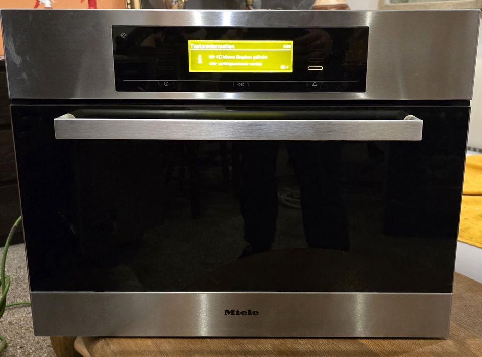 Cuptor cu Aburi Miele DG-5080