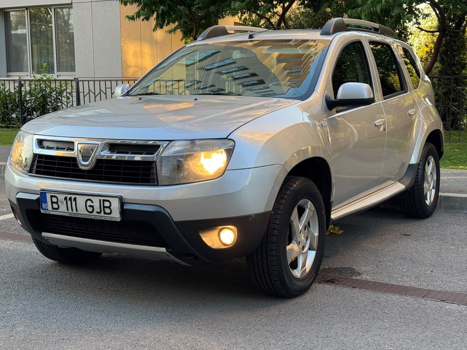 Dacia Duster 1.5 dci / 110 cp 4x4 An 2011 cu doar 34.000 km reali