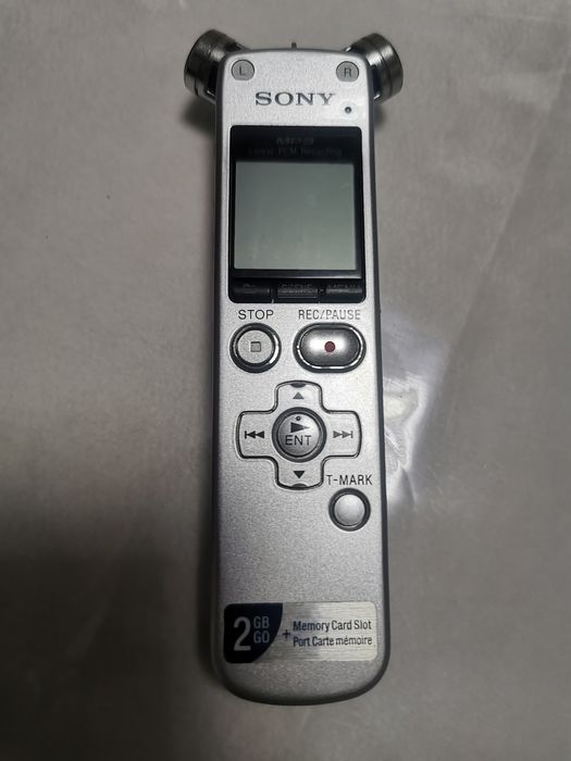 Диктофон цифровой Sony ICD-SX712 2Gb