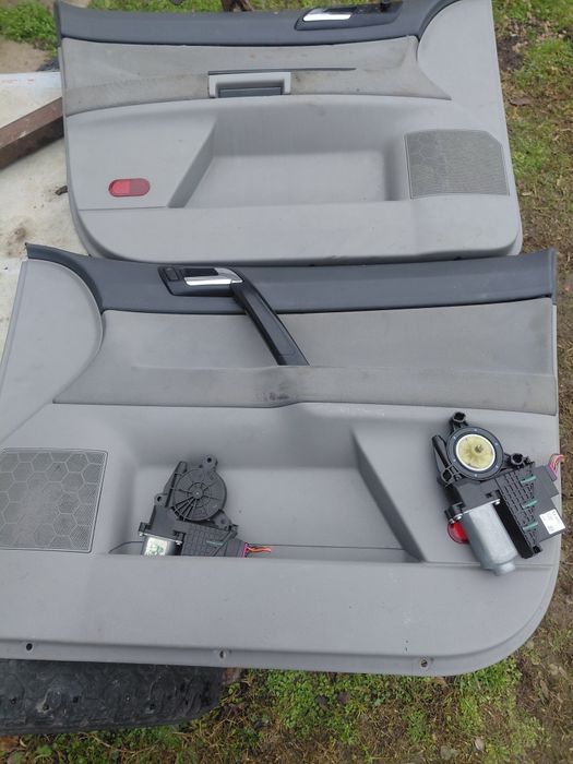 Кори за wv polo 2004 г