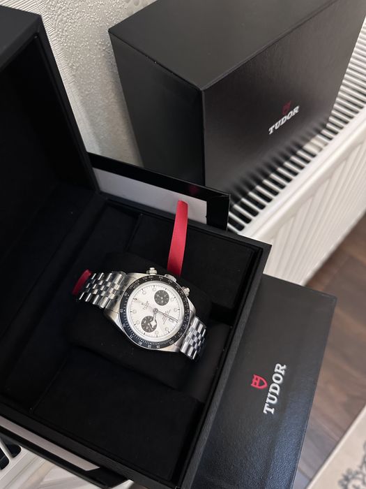 Продам часы Tudor 1:1 клонированный, до мелких деталей сделано 1:1.