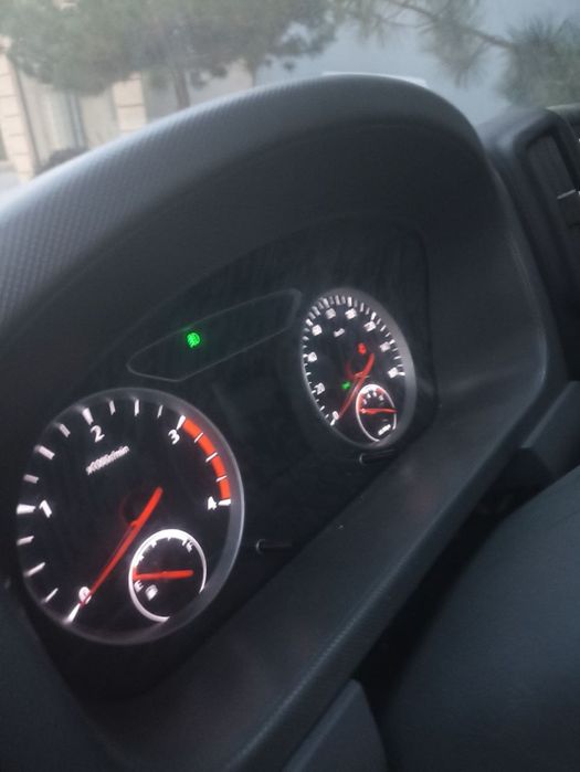 Isuzu foton.  New     ( Коттаси )